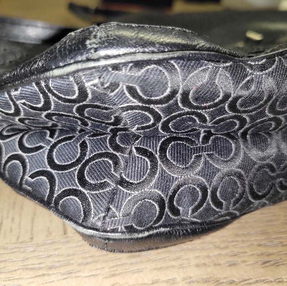 NWOT - Coach Madison Signature Hobo - Picture 6 of 8